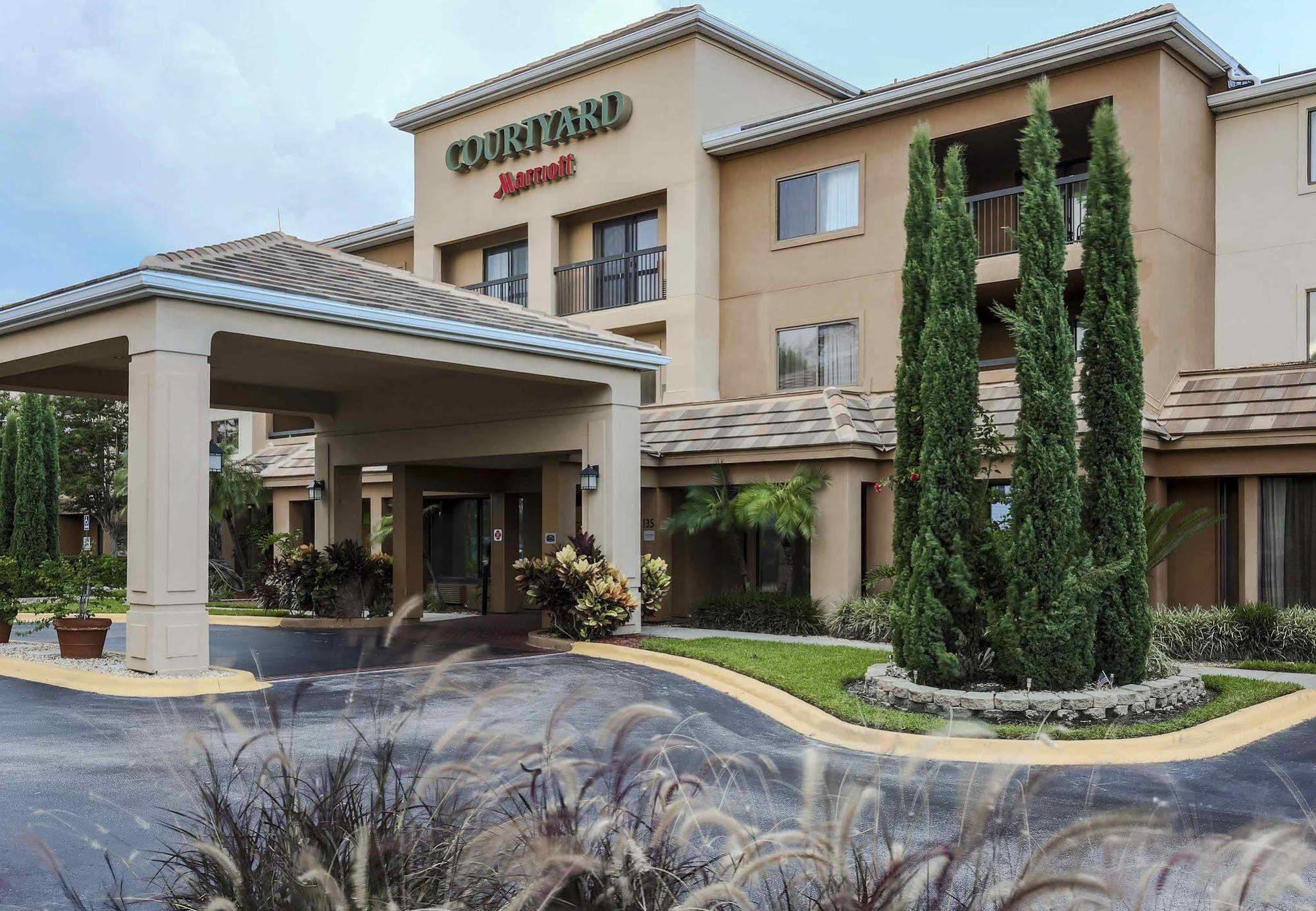 Courtyard By Marriott Orlando Lake Mary North Heathrow Exterior photo